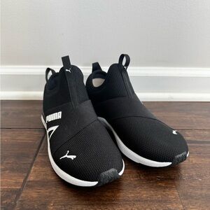 Puma Women’s Black and White Better Foam Prowl Slip On Shoes NWOB
